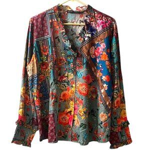 Tolani Multi-Color Floral Long Sleeve Button Down Blouse NWOT Size Medium